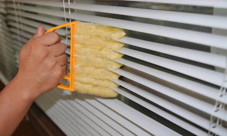 BlindEase Cleaning Brush