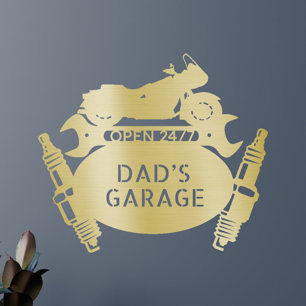Custom Metal Wall Art - Personalized Cruiser Garage Name Sign
