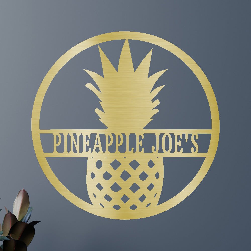 Custom Metal Wall Art - Personalized Pineapple Welcome Sign